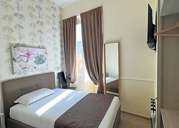 Le Petit Hotel 3*