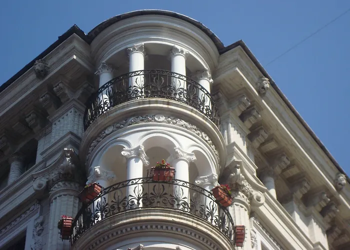 Hotel Le Petit 3*